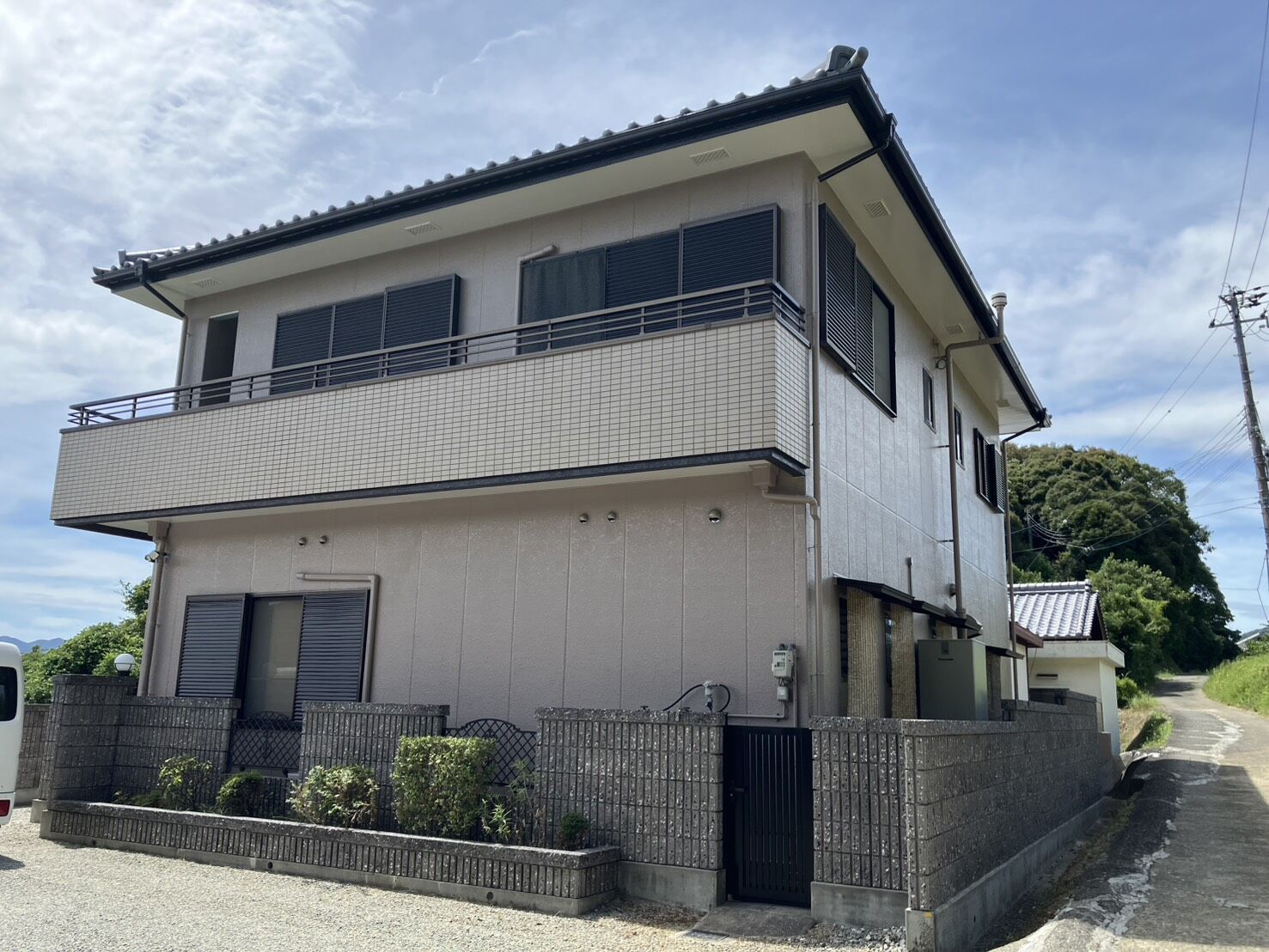 淡路島南あわじ市K様　外壁塗装、屋根カバー工法工事